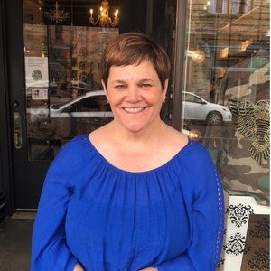 Meet your Posher, Nancy